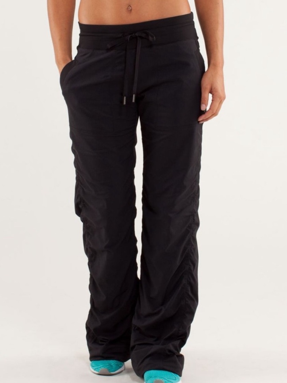 Lululemon dance studio II lightweight sweat wicking lined black pants size 6